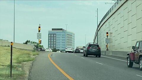Why aren't the meter lights on the interstate on-ramps staggered?