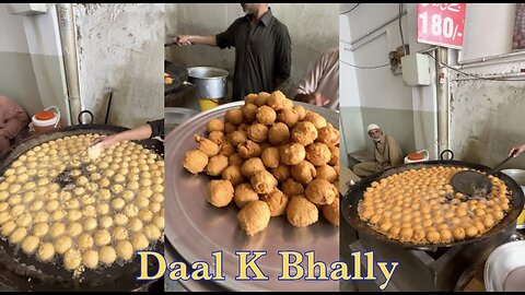 Spicy Food | Most Famous Daal K Bhallay At Taxila | Dal Bhajiya Recipe | Pakistani Daal Bhaijiya
