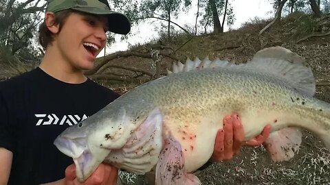 Fishing for RIVER MONSTERS! (Murray Cod)