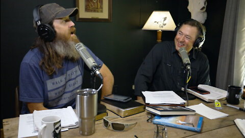 Jase's 'Duck Dynasty' Skinny Jeans, the Swoon Theory Debunked, and Baptism Without Jesus??? | Ep 72