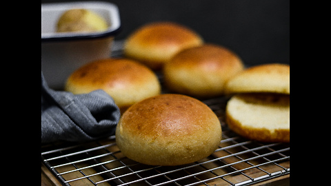 How to make potato burger buns