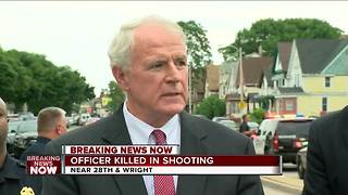 Mayor Barrett on Milwaukee police officer shot and killed