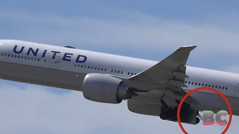 United Boeing 777 is forced to land after fuel leak during takeoff