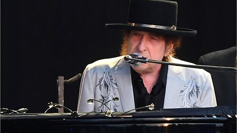 Bob Dylan Cancels Concerts In Japan As Coronavirus Continues To Grow