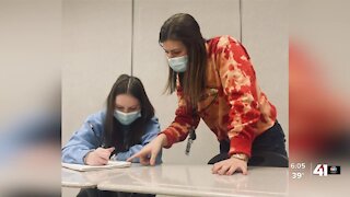 Lee's Summit teacher to be recognized for 'outstanding' work during pandemic