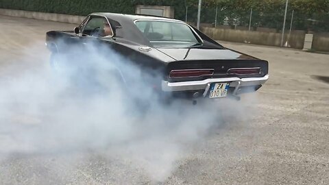 1969 Dodge Charger RT Donuts !!