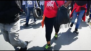 SOUTH AFRICA - Johannesburg - Alexandra residents march to Sandton (videos) (xLF)