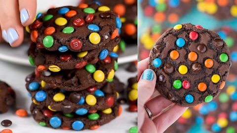 DOUBLE CHOCOLATE CHIP M&M COOKIES