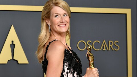 A Daughter of Hollywood Royalty, Laura Dern Snags First Oscar