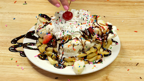 Banana split funnel cake