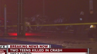 2 Milwaukee teens die after crashing stolen car during police pursuit