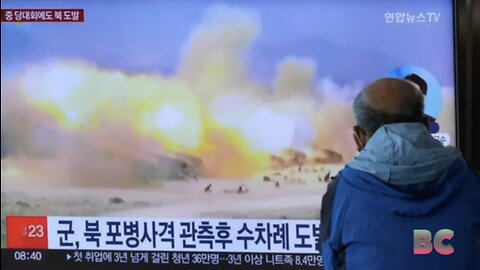 Two Koreas exchange warning shots near maritime border amid tensions