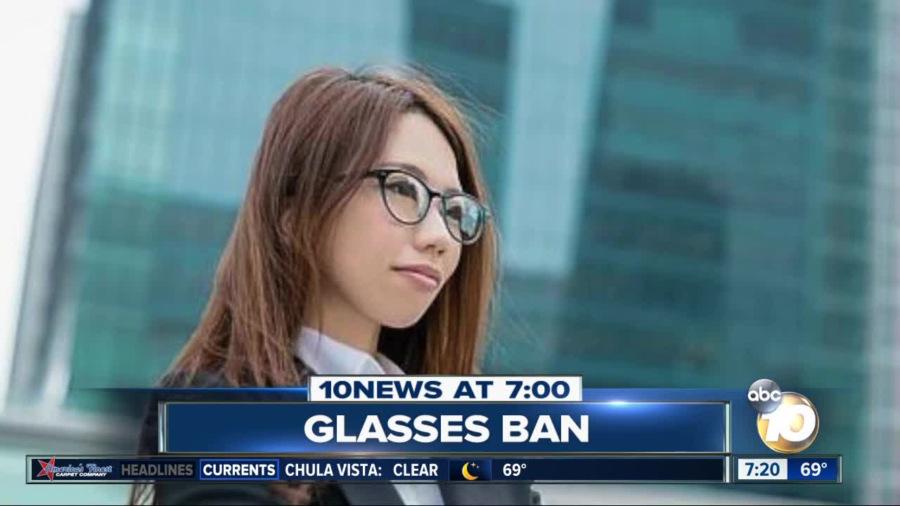 Women banned from wearing glasses at work?