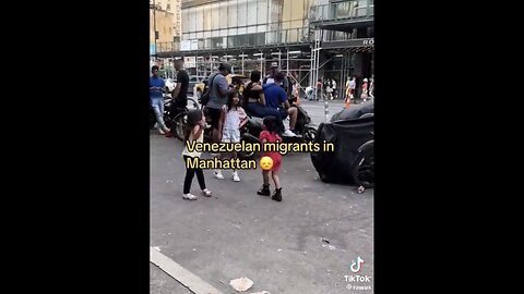 MANHATTAN STREETS OVERFLOWS🏙️🛗WITH ILLEGAL VENEZUELAN MIGRANTS🌇🛗🛃💫