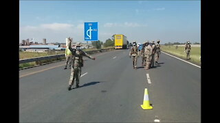 South Africa - Cape Town - Covid-19 Roadblock (MPZ)