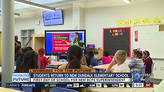 Students return to new Dundalk elementary school