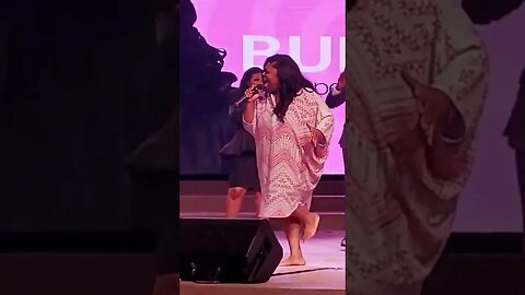 🔥🥵Kim Burrell "I Cal You Holy"🔥 #KimBurrell #KimBurrellLive #PastorKimBurrell