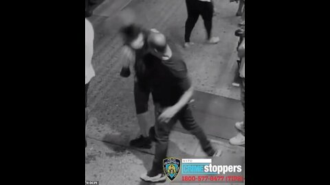 NYC thug Bui Van Phu sucker punches man outside NYC restaurant