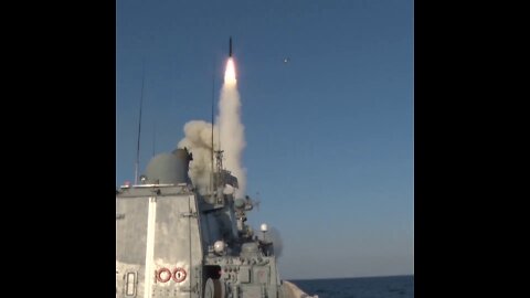 Russian Black Sea Fleet Frigate Launches a Salvo of Kalibr Cruise Missiles