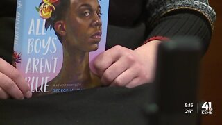 North Kansas City students stand up against proposed book ban