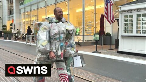 US man wears his own rubbish for entire MONTH