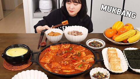 Cooking Mukbang :) Squid tofu stew is so delicious, so be sure to make it.