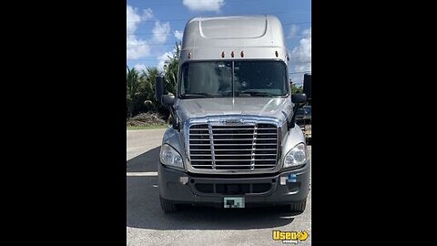 2016 Freightliner Cascadia Sleeper Cab Semi Truck and 53' Wabash Dry Van Trailer for Sale