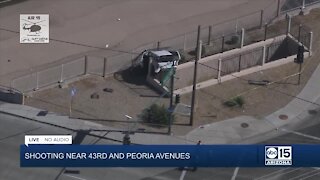 Driver hurt in shooting, crash near 43rd and Peoria avenues