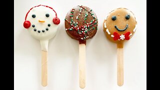 Incredible Christmas Cake Pops