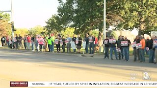 Local unions join Kellogg's workers on the picket line