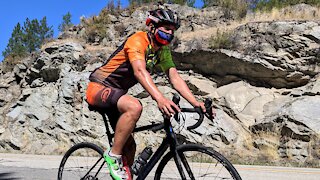 Heroic young man cycles across Canada for a very touching reason