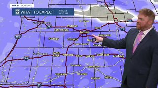 Late season snowfall moving toward mid-Michigan