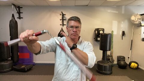 Beginner nunchucks class - warm up, basic techniques, drills