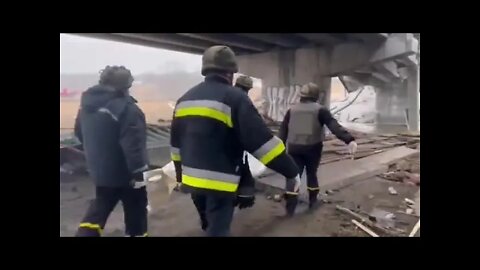 🇺🇦GraphicWar18+🔥Recover the Dead Civilians Killed by the Evil Russia Empire - Rescue Irpin Ukraine