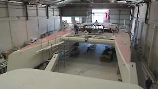 SOUTH AFRICA - Cape Town - Boat building (Video) (73G)