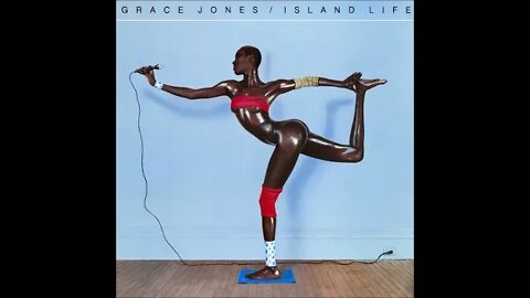 Grace Jones - Pull Up To The Bumper