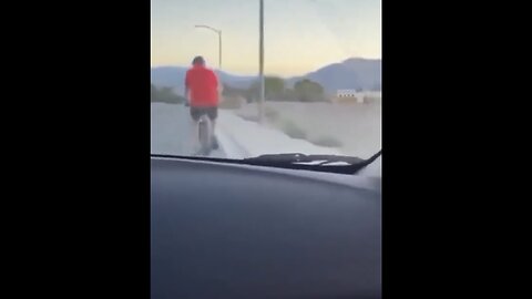 TEENS STEALS CAR🏎️ HITS ANOTHER CAR🚗🏎️KNOCK DOWN A CYCLIST IN LAS VEGAS🚴‍♂️🏎️🐚👣💫