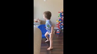 Baby Dances and Sings E-I-E-IO!!