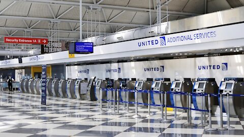 United Airlines Eliminates Ticket-Change Fees