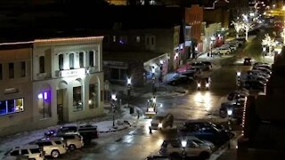 Drivers in southeast Wisconsin adjust to first snow of the season