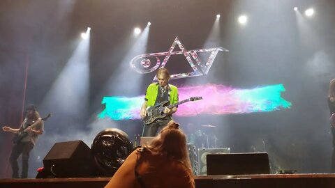 Steve Vai OPENING-AVALANCHA Chicago 11/16/22 1st Row