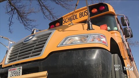 Parents 'scramble' to find rides for first day of school amid bus route changes