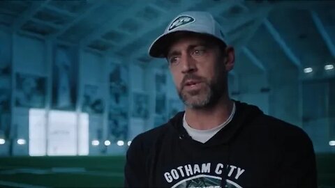 NFL Great Aaron Rodgers Saw A UFO!!