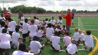 Hurricanes Manny Diaz hosted youth football camp