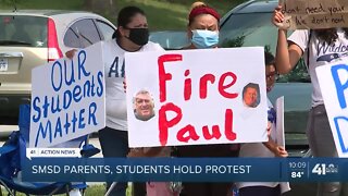 SMSD parents, students hold protest