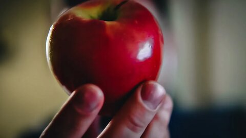 A Man and His Apple | ASMR (Chewing Sounds)