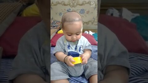 9 months old baby eating honeydew melon, cucumis melon, baby diet, baby food, activities