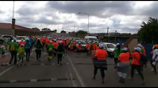 SOUTH AFRICA - Pretoria - Mandela Memorial walk and run (Video) (FMK)