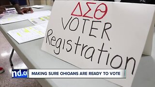 Group helps young voters in Cuyahoga Co. register hours before deadline