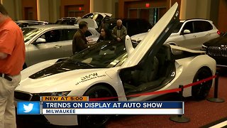 Trends on display at Milwaukee Auto Show